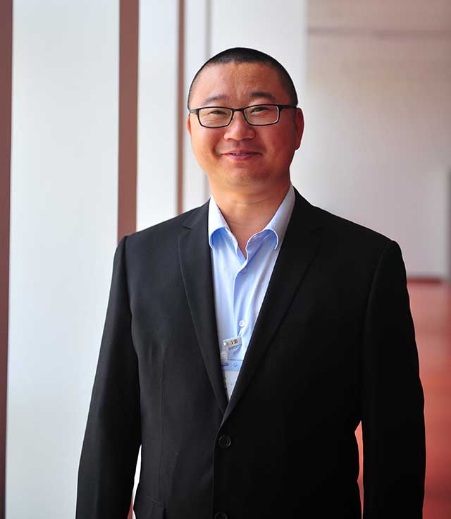 朱明亮.jpg 朱明亮.jpg